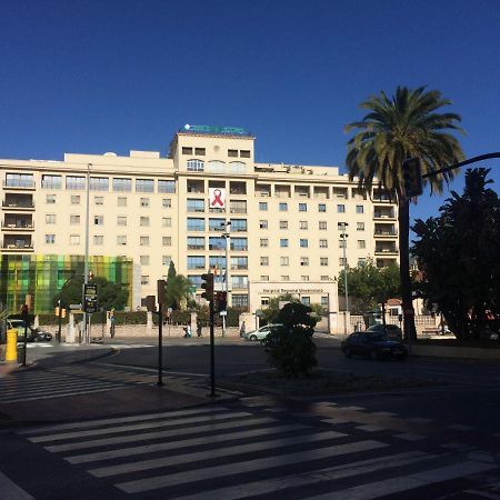 Appartement Malaga Habitacion En Apartamento Carlos Haya Extérieur photo